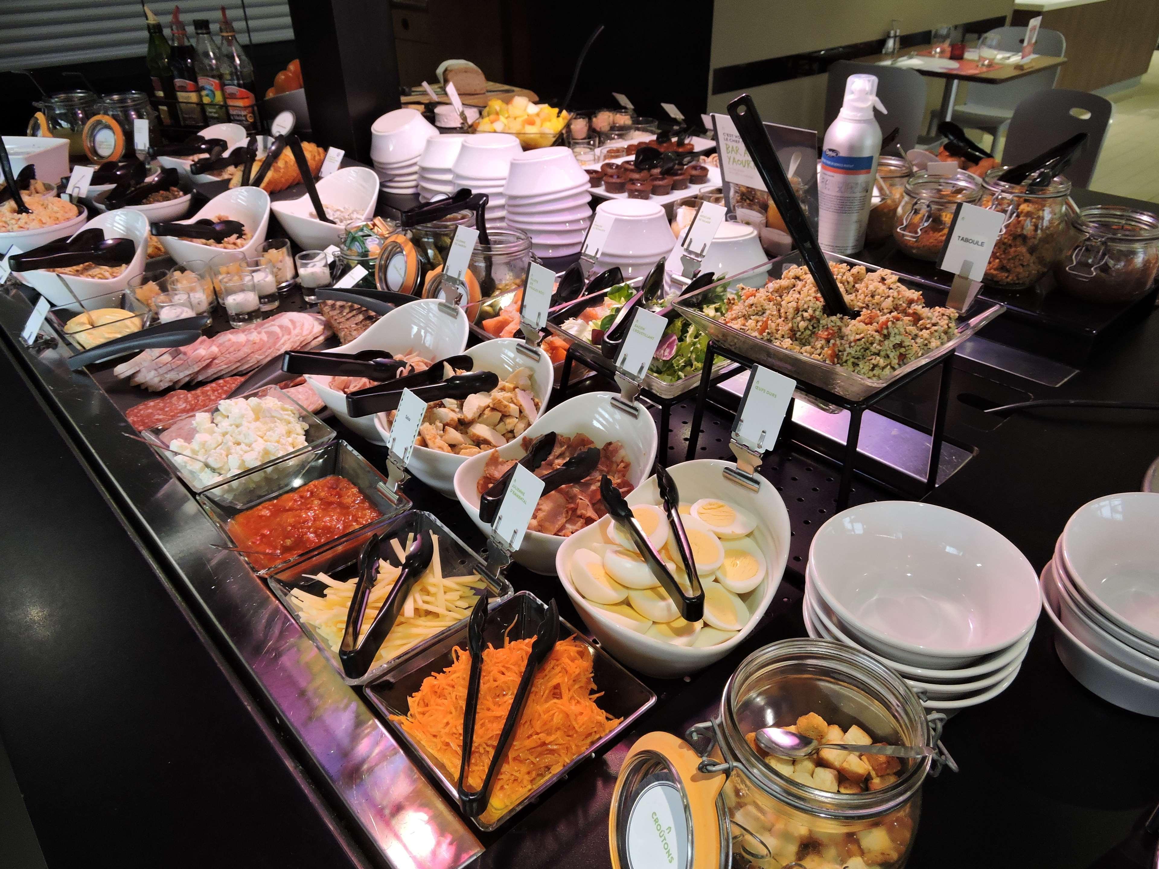 坎姆盘奈奥彻酒店 欧什 外观 照片